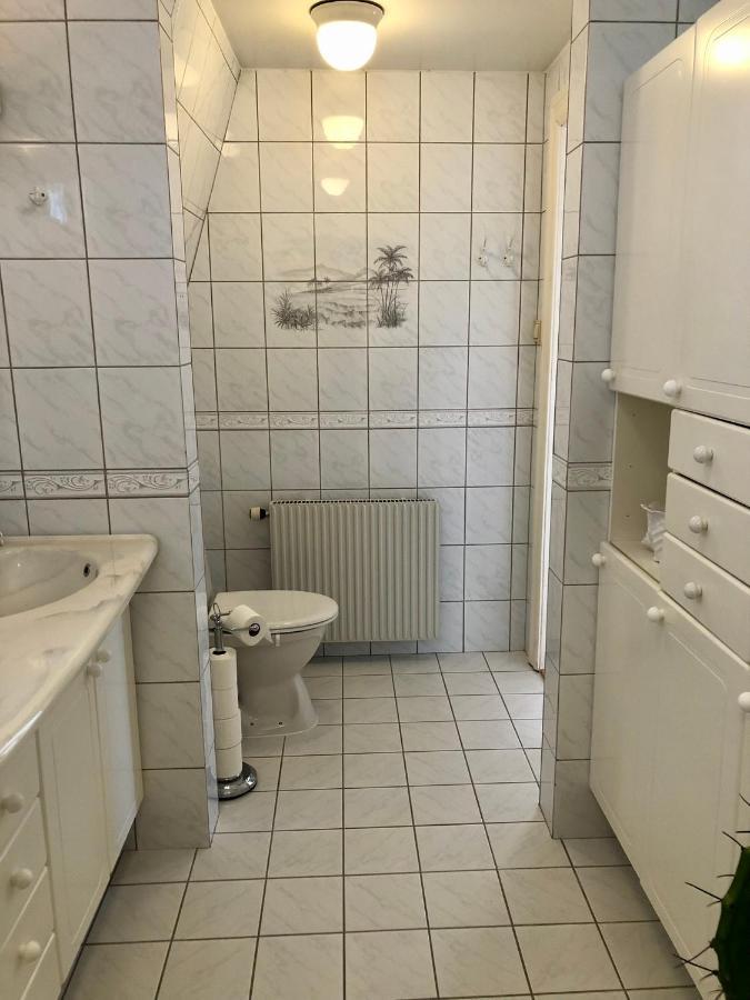 Vacker Vaning Med Havsutsikt I Stroemstads Centrum. Buitenkant foto